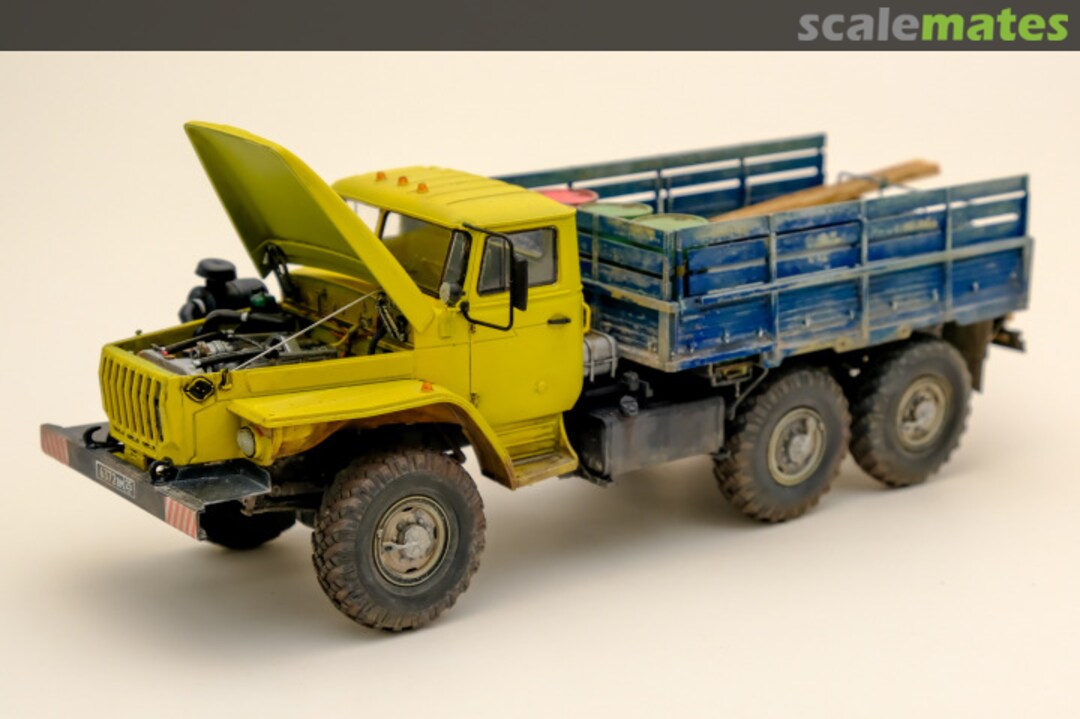 View album, image #3