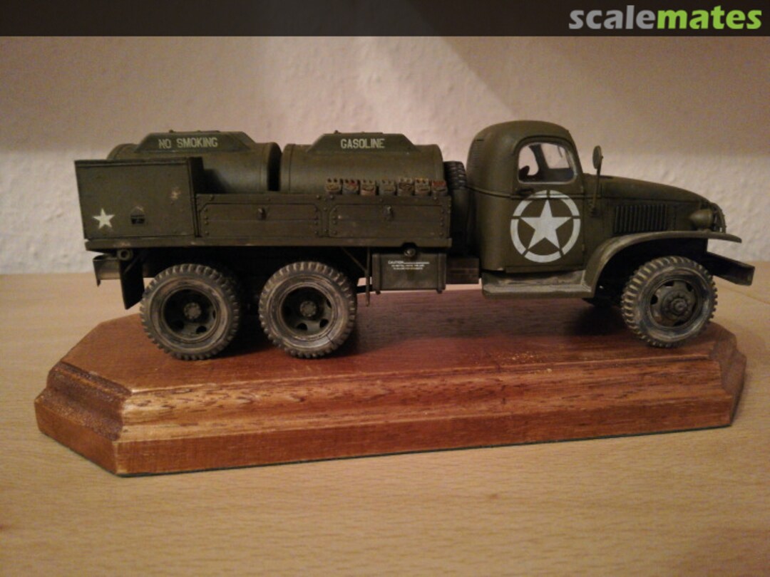 View album, image #1