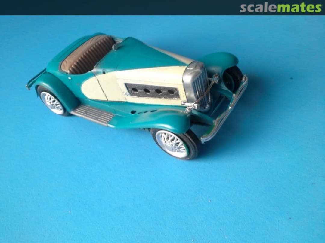 View album, image #2