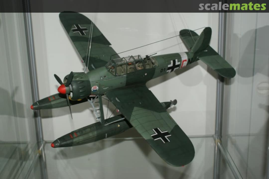 View album, image #1