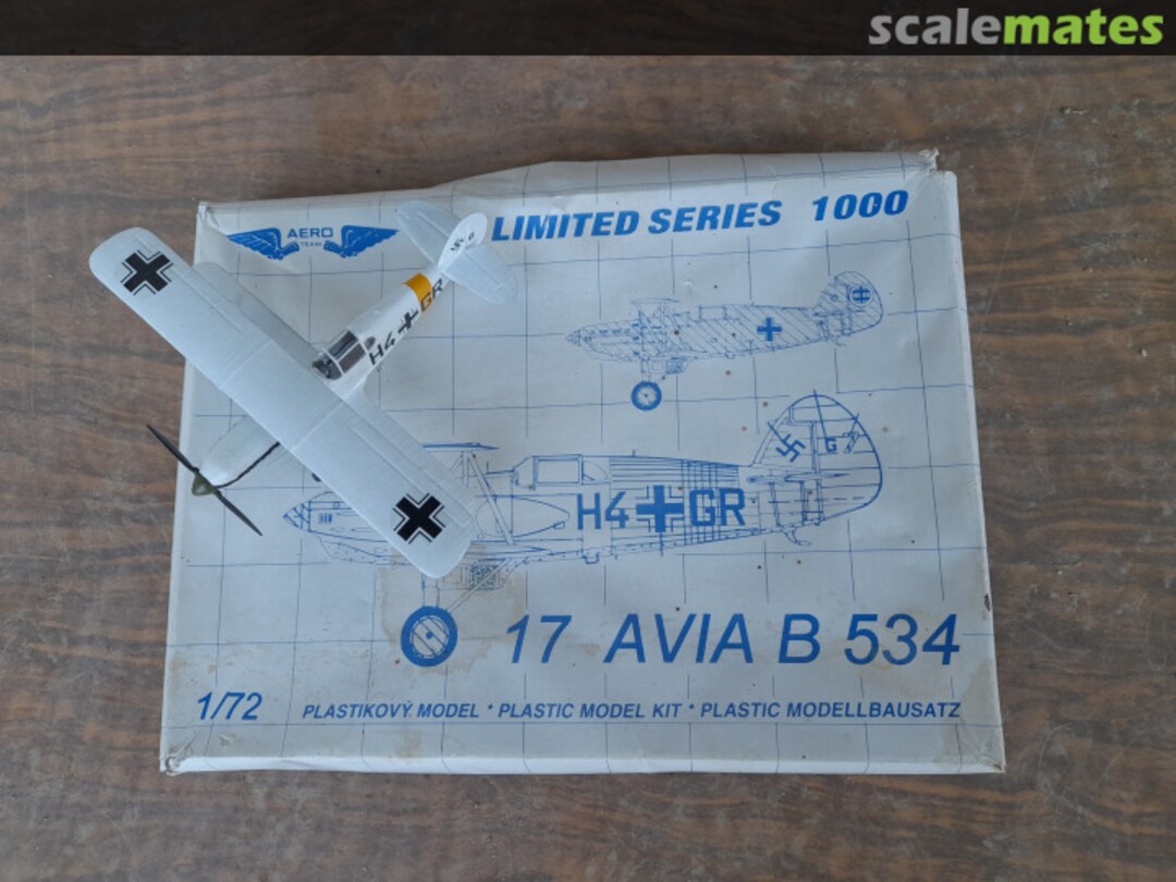 View album, image #1