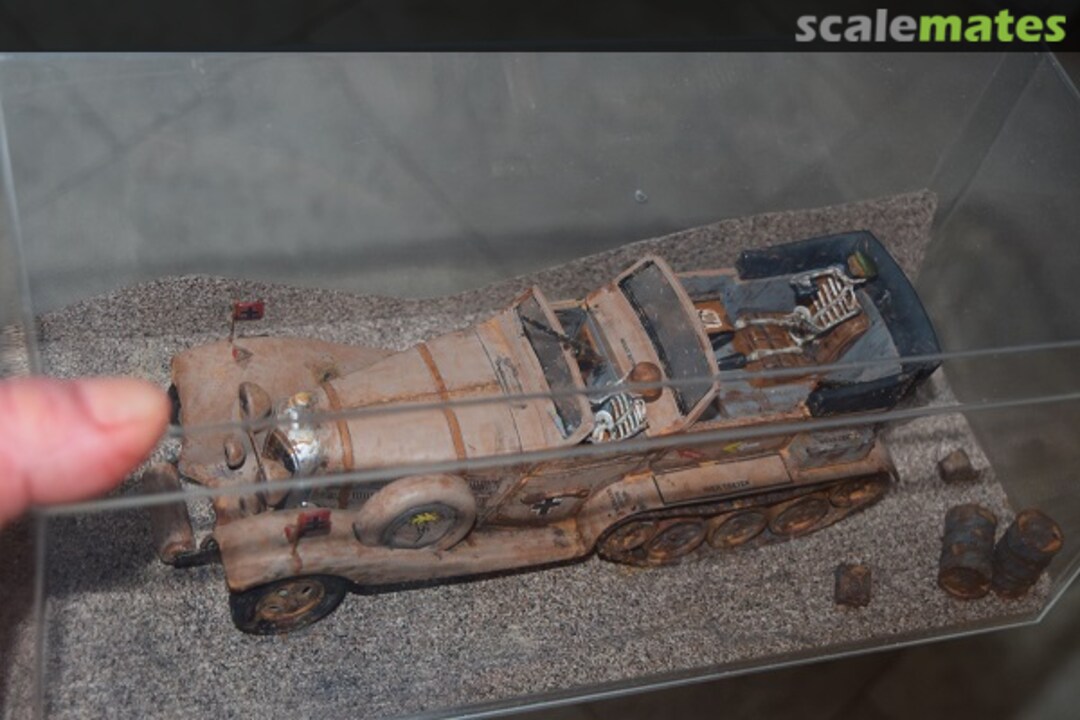 View album, image #1