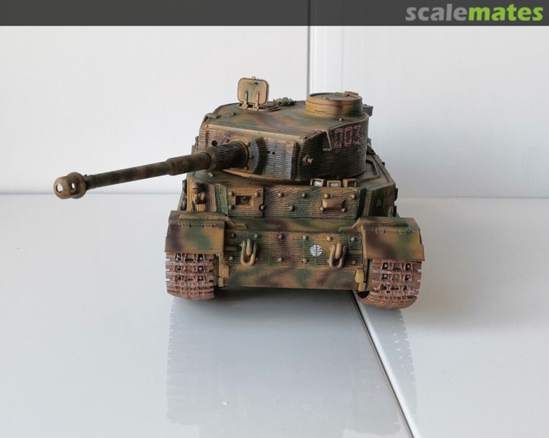 View album, image #1