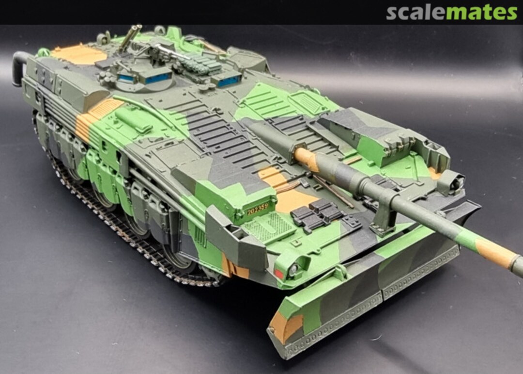 View album, image #1