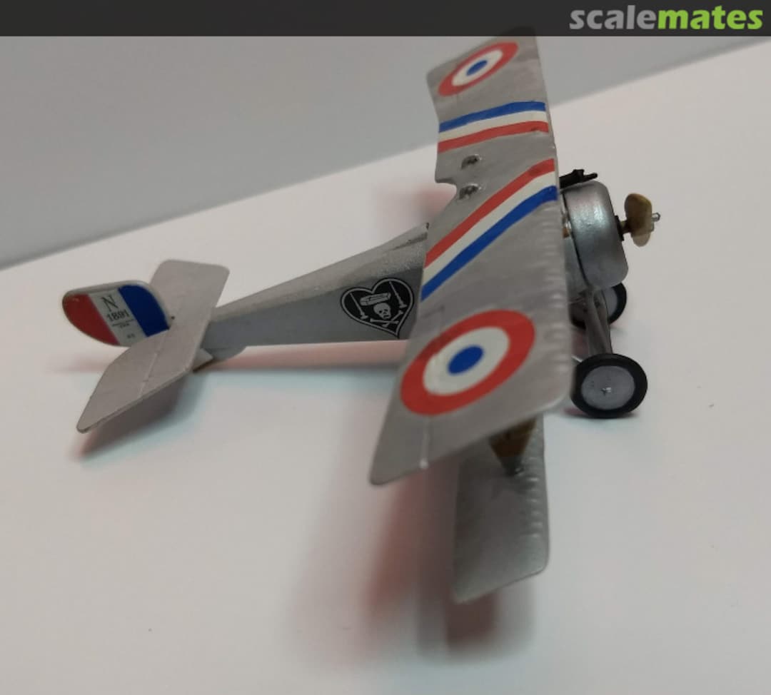 View album, image #1