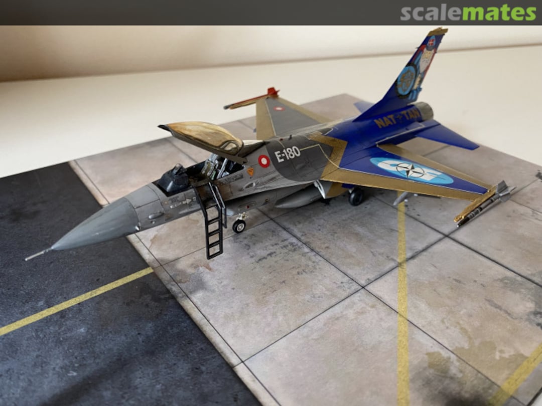 View album, image #3 View album, image #3