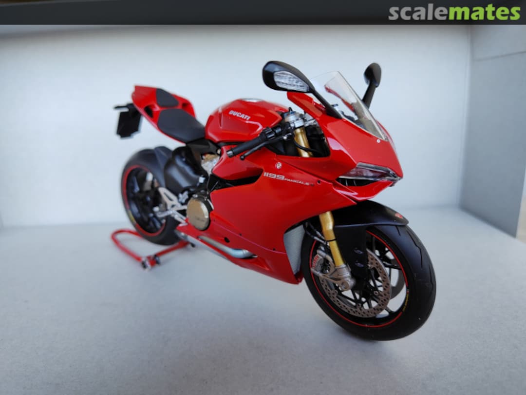 View album, image #1