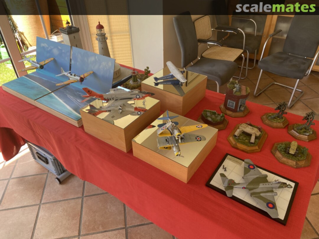 View album, image #1