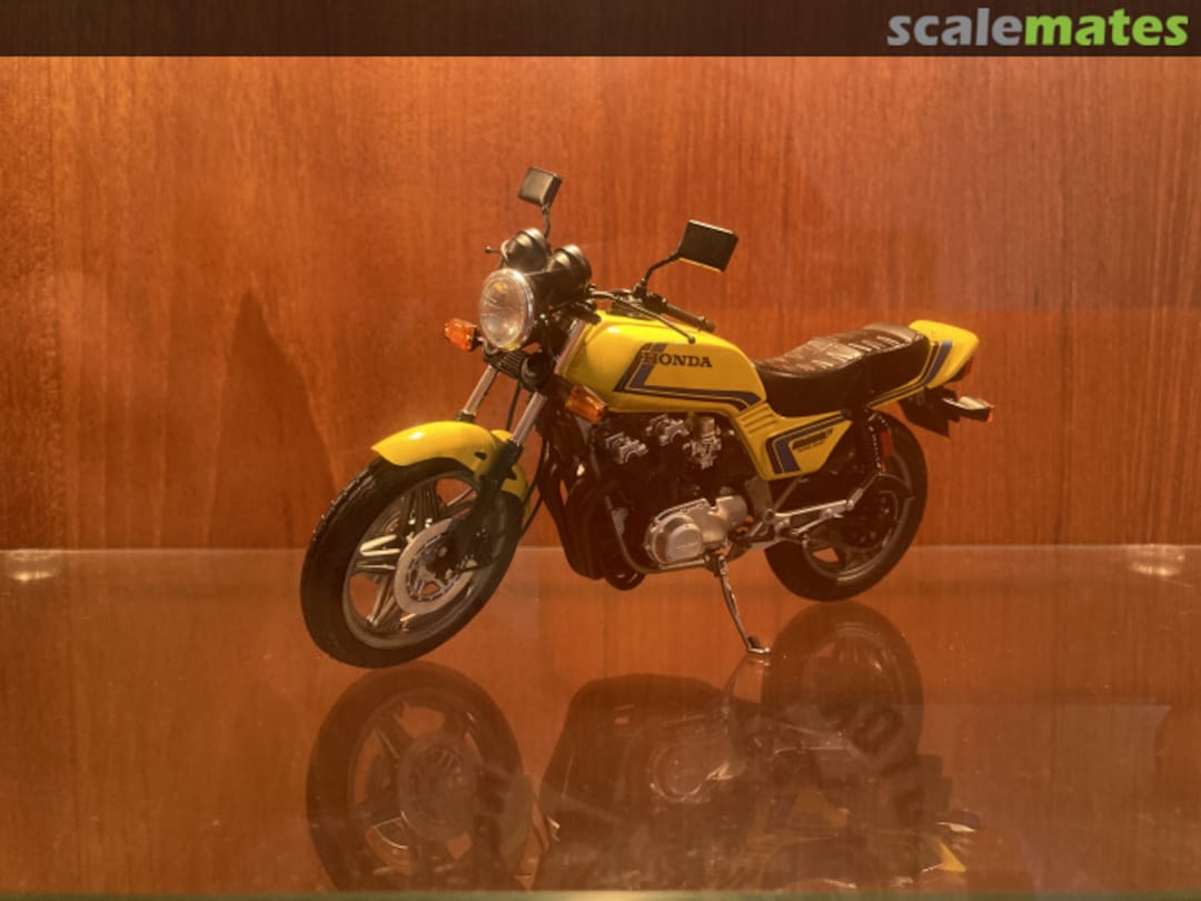 View album, image #1