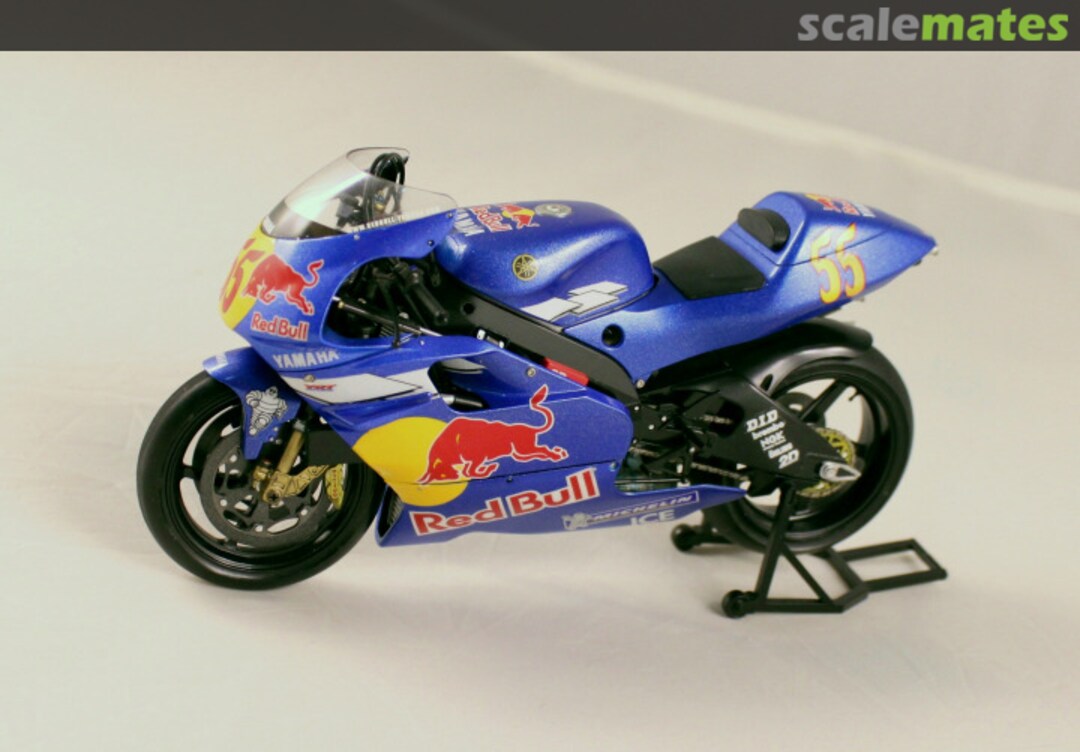 View album, image #1