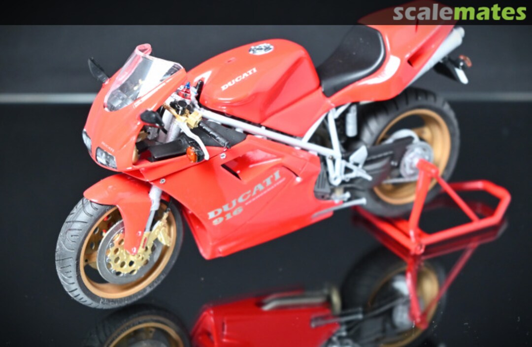 View album, image #1