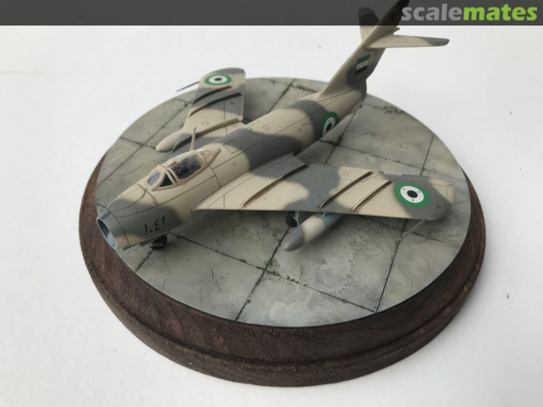 View album, image #2