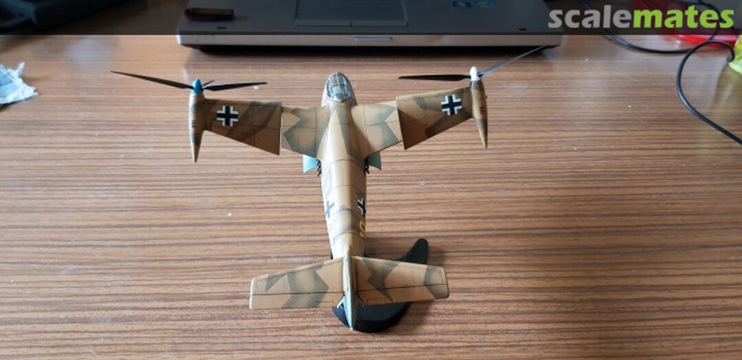 View album, image #1