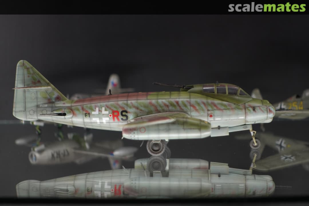 View album, image #1