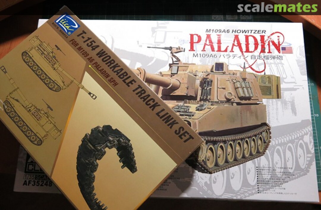 View album, image #1