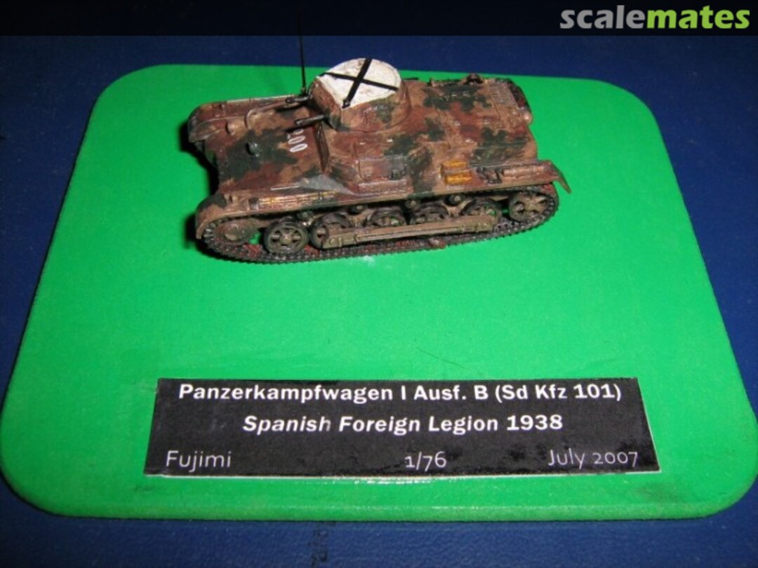 View album, image #1