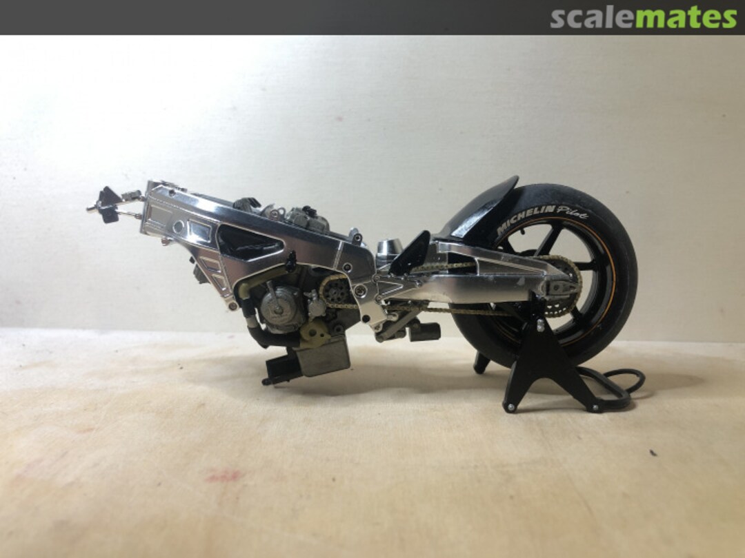 View album, image #19