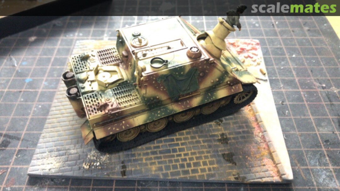 View album, image #1