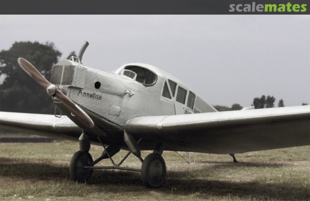 View album, image #12