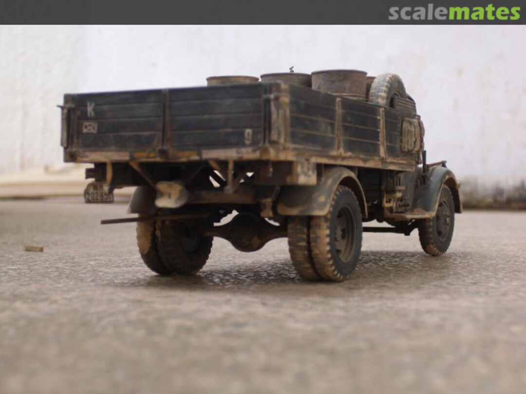 View album, image #1