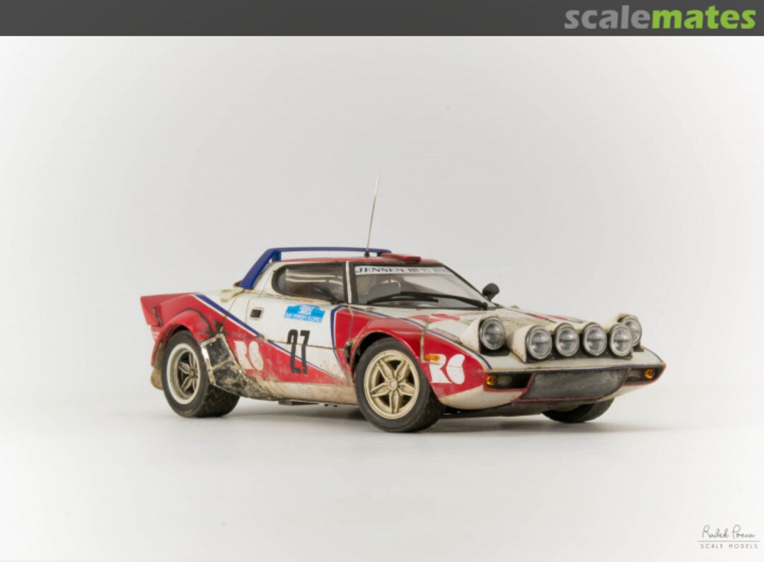 View album, image #1