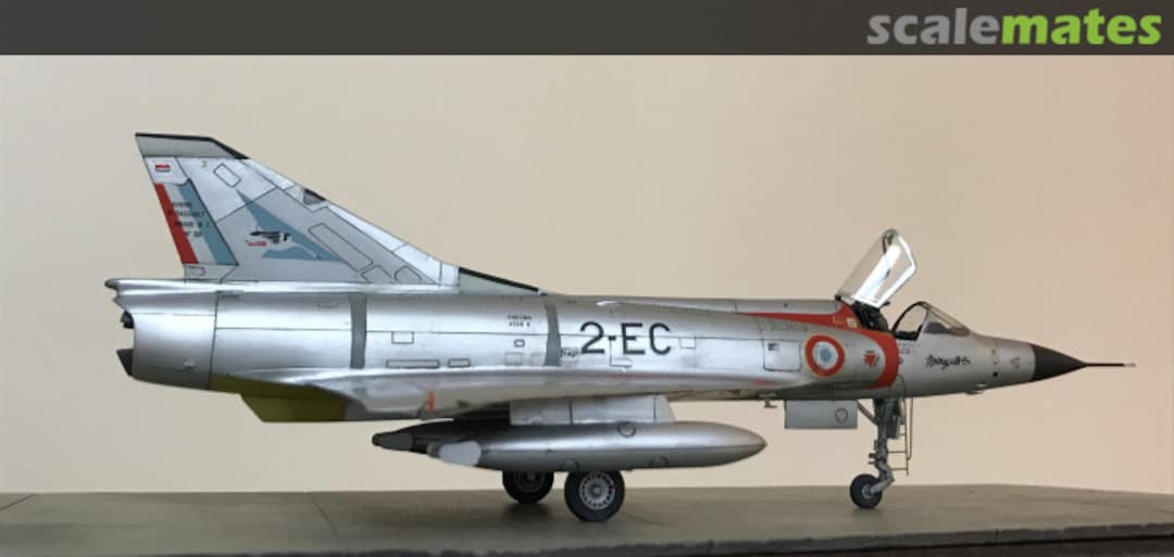 View album, image #1