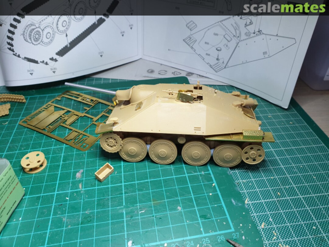 View album, image #1