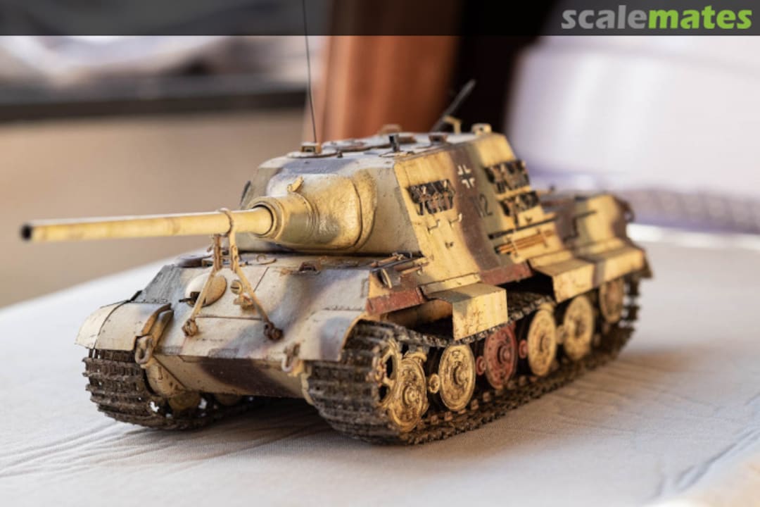 View album, image #1