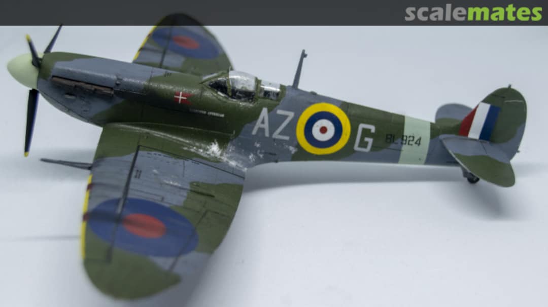 View album, image #1