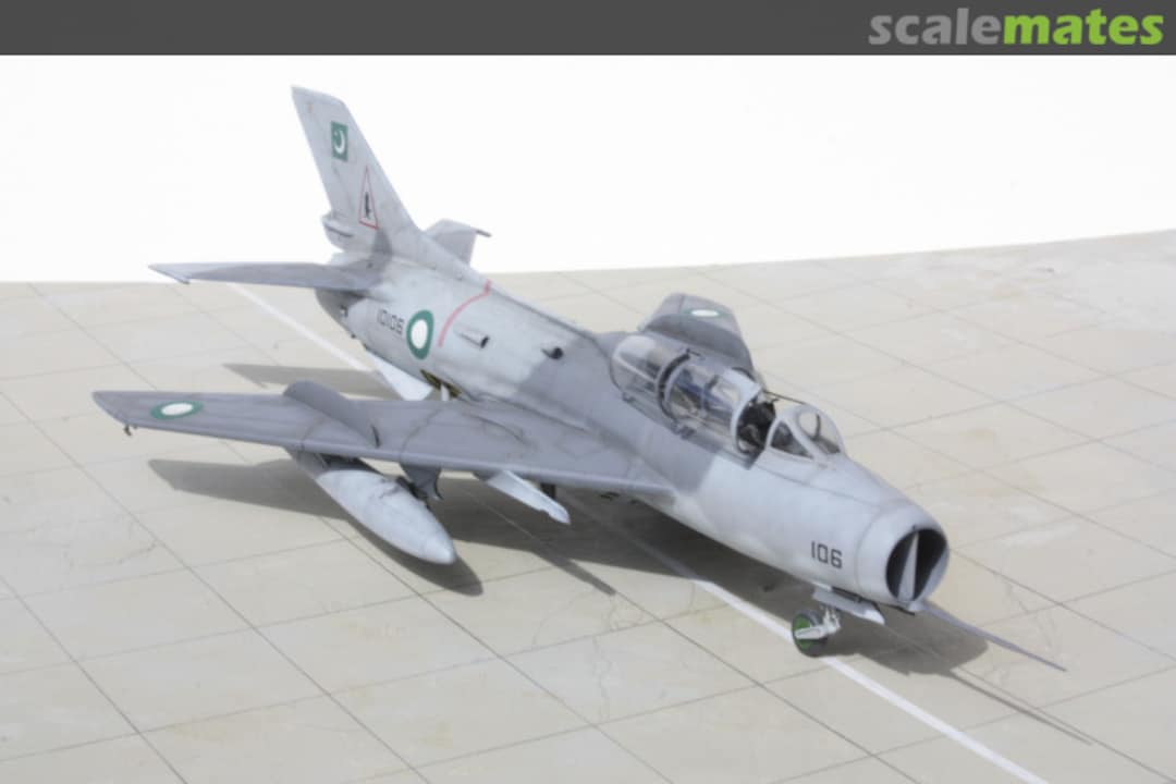 View album, image #1