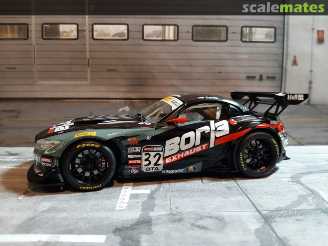 View album, image #12