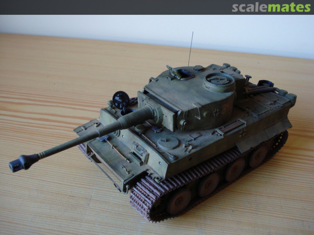 View album, image #1