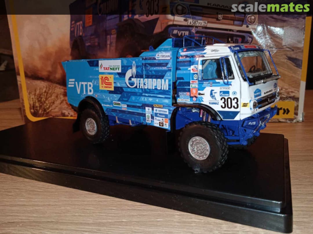 View album, image #1