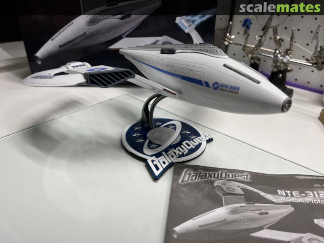 View album, image #1