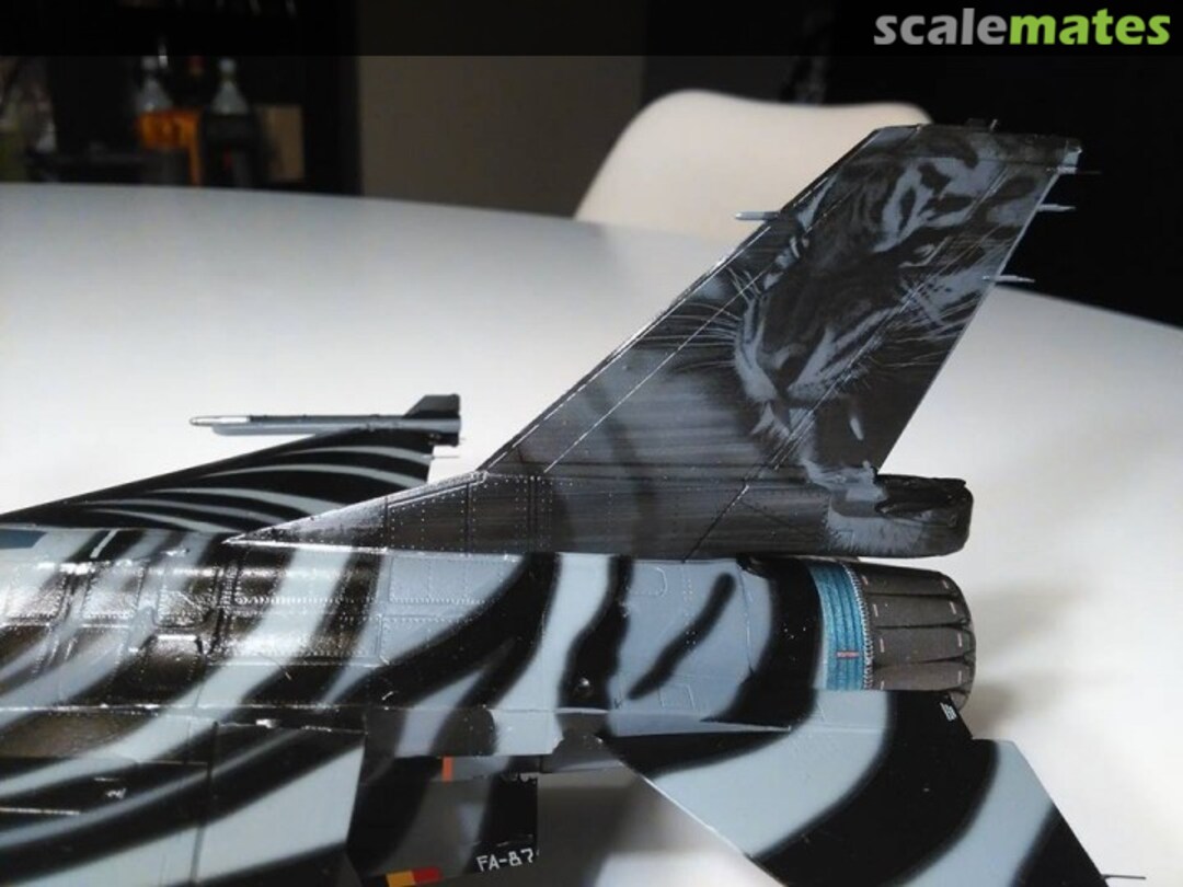 View album, image #1