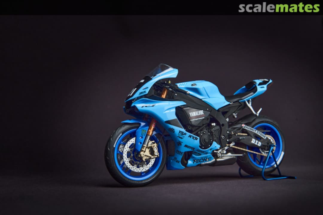 View album, image #3