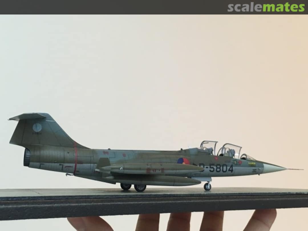 View album, image #1