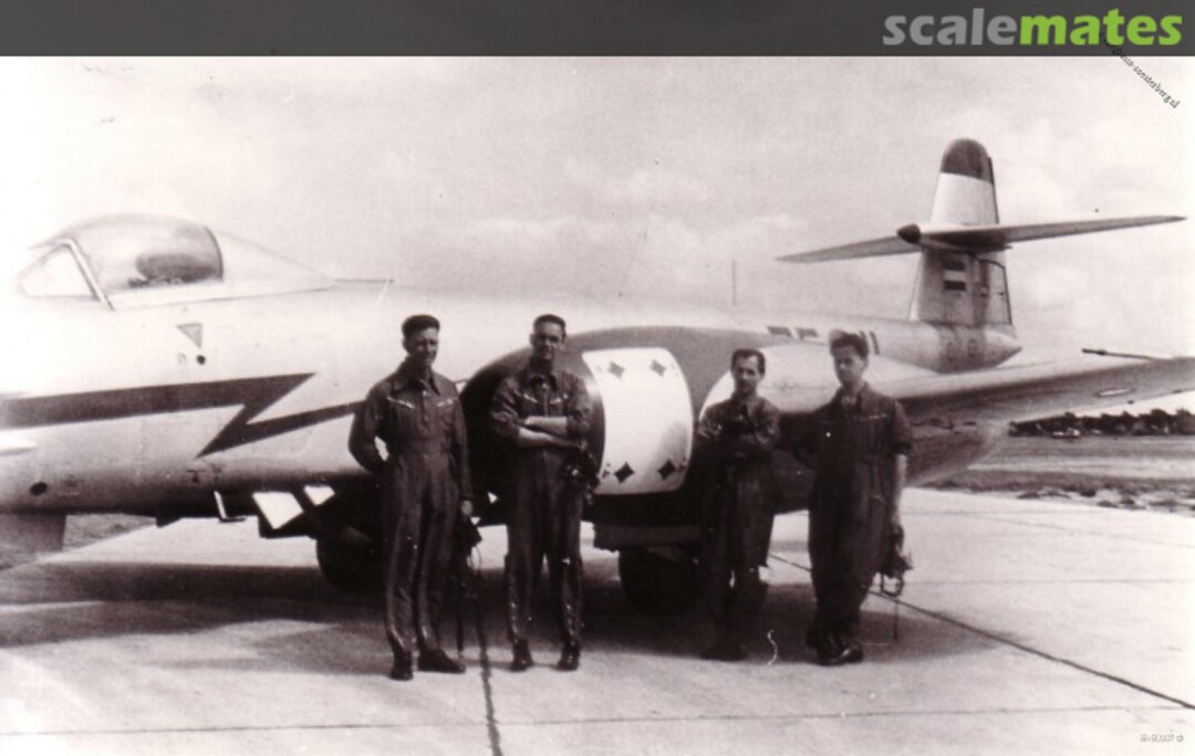 View album, image #1