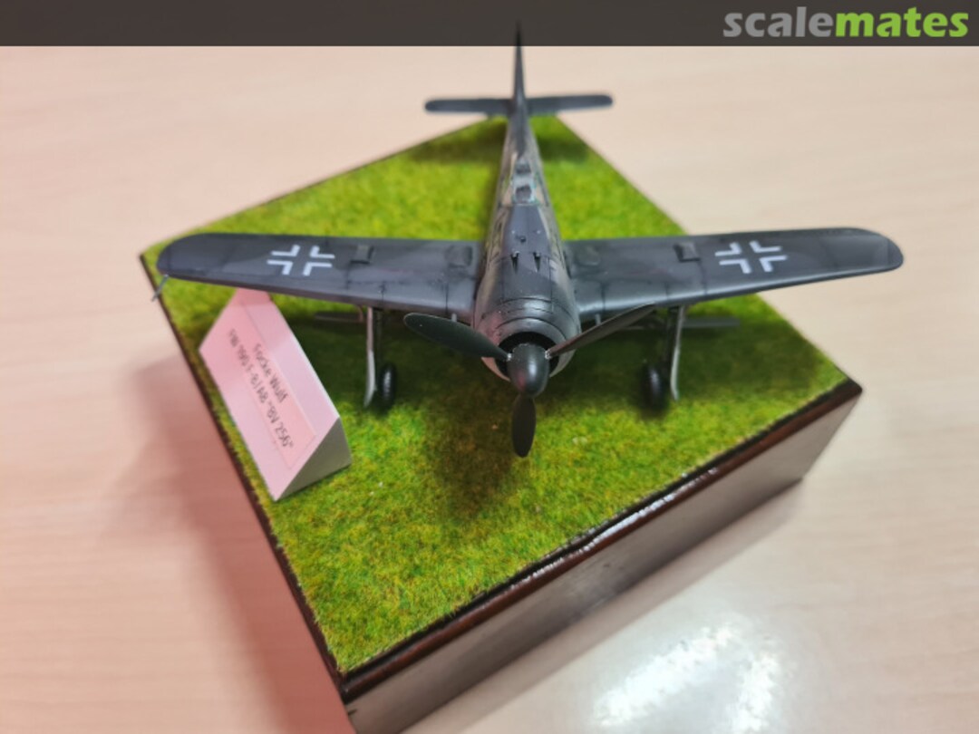 View album, image #1