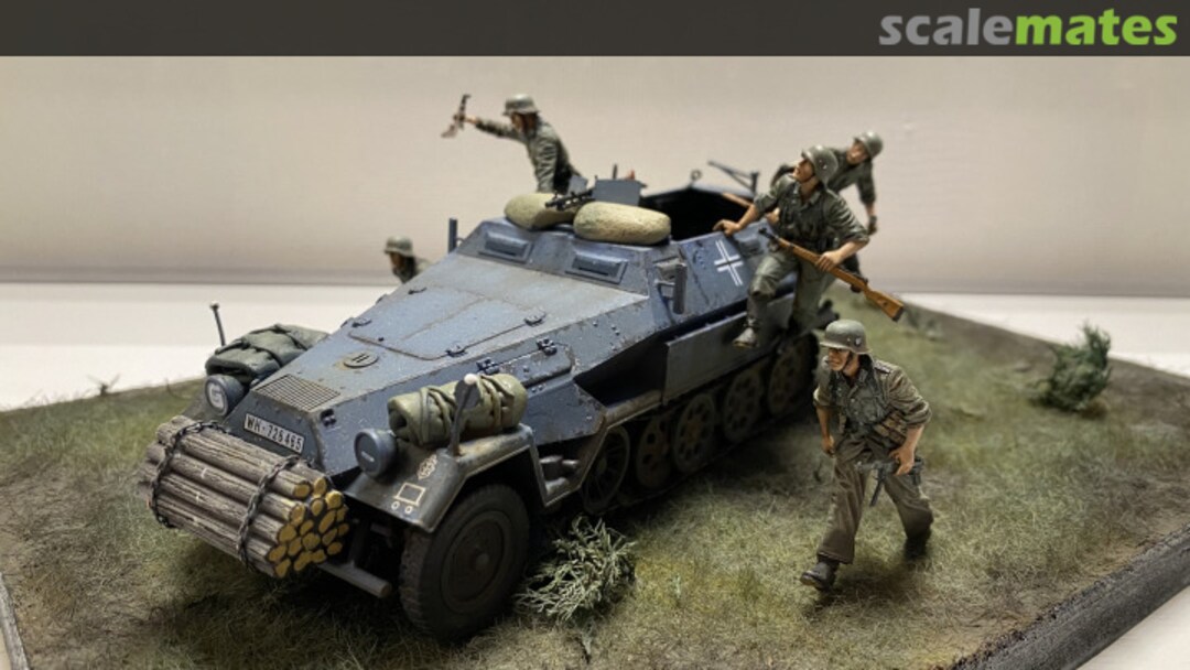 View album, image #1