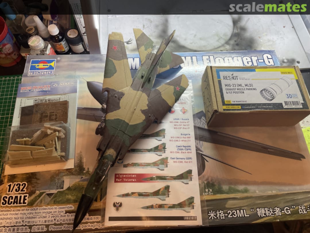 View album, image #1