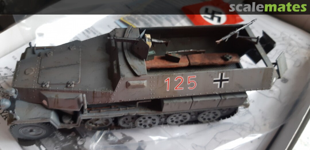 View album, image #1