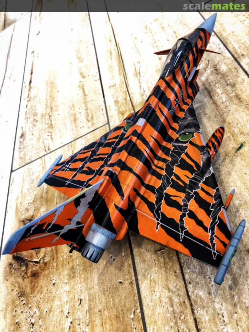 View album, image #1