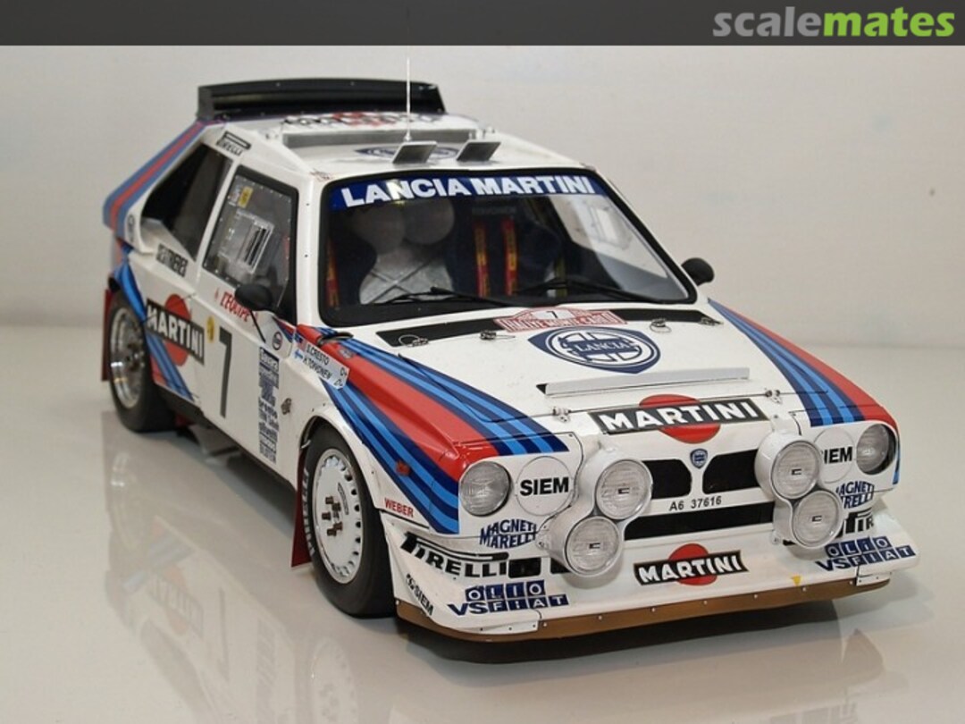 View album, image #1