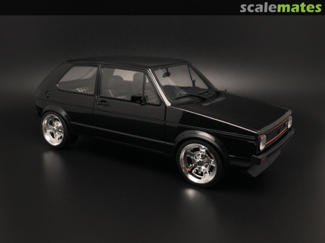 View album, image #1