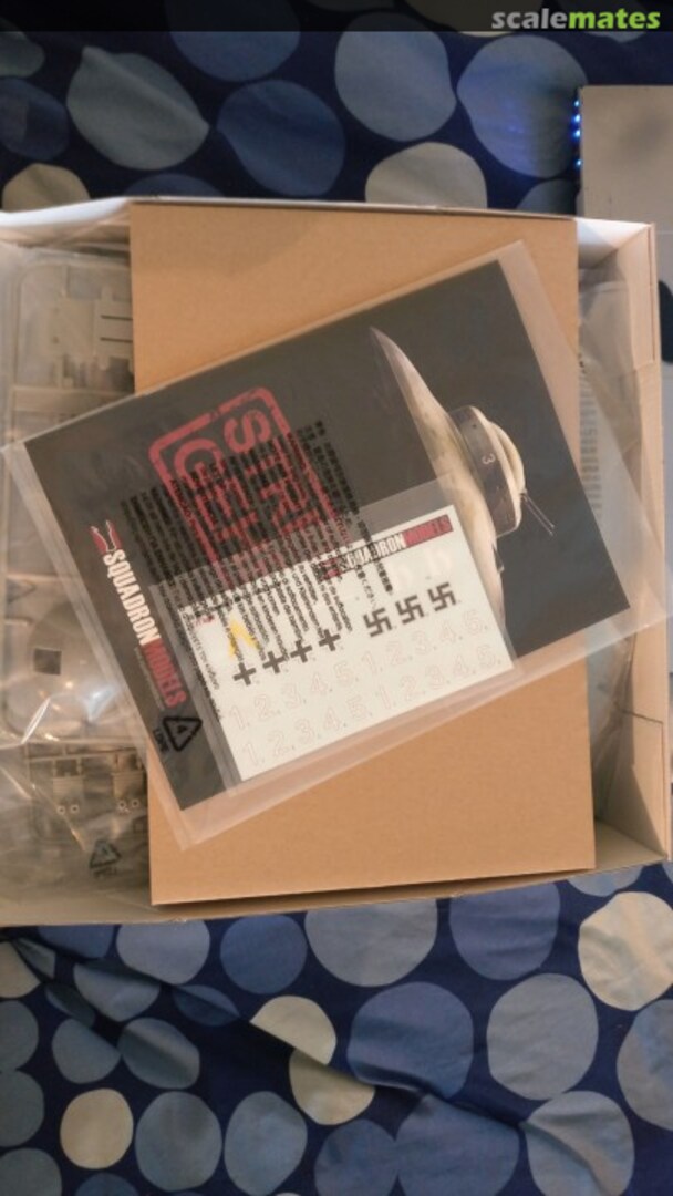 View album, image #1