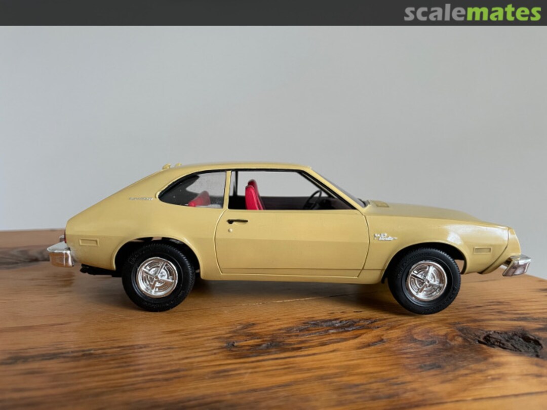 View album, image #1