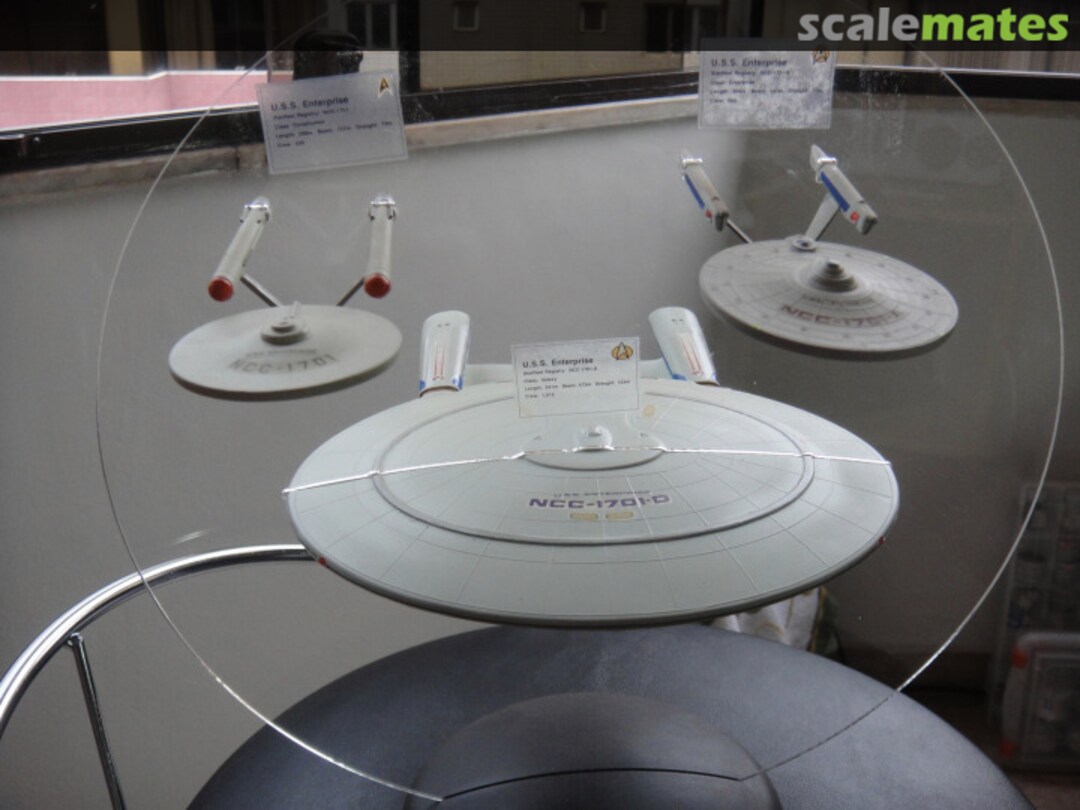 View album, image #1