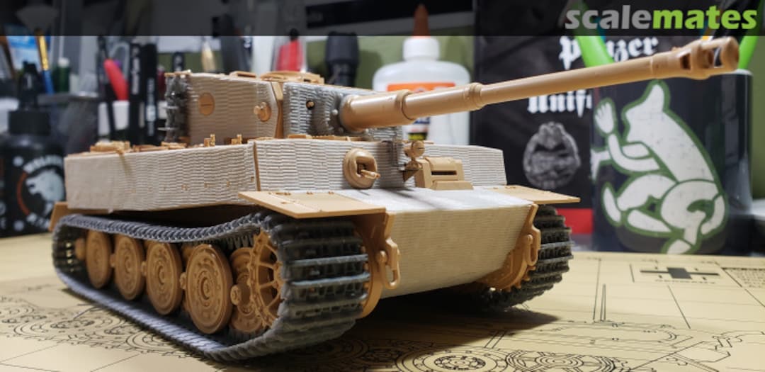 View album, image #1