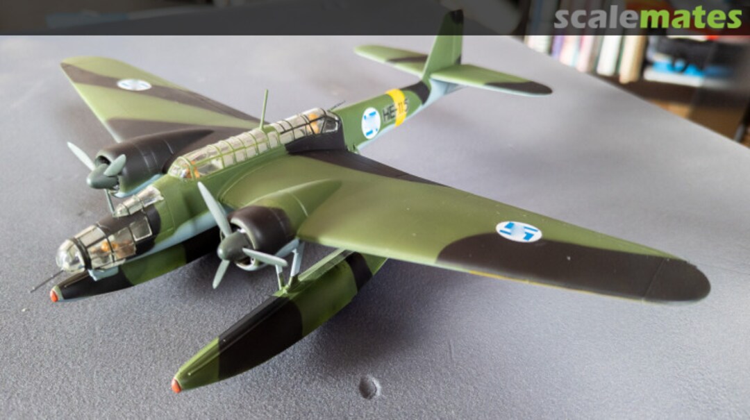 View album, image #2